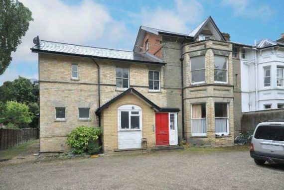 1 Bedroom Flat